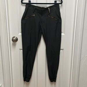 Sherpa‎ Charcoal Performance Jogger Size 6